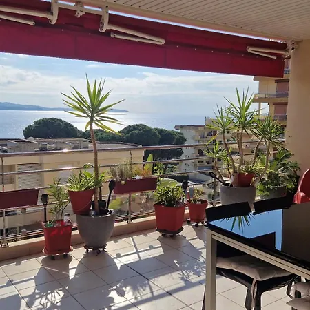 Apartment Rte Des Sanguinaires F3 4 Couchages
